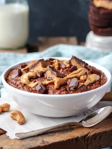 Cashew Butter Cup Oatmeal