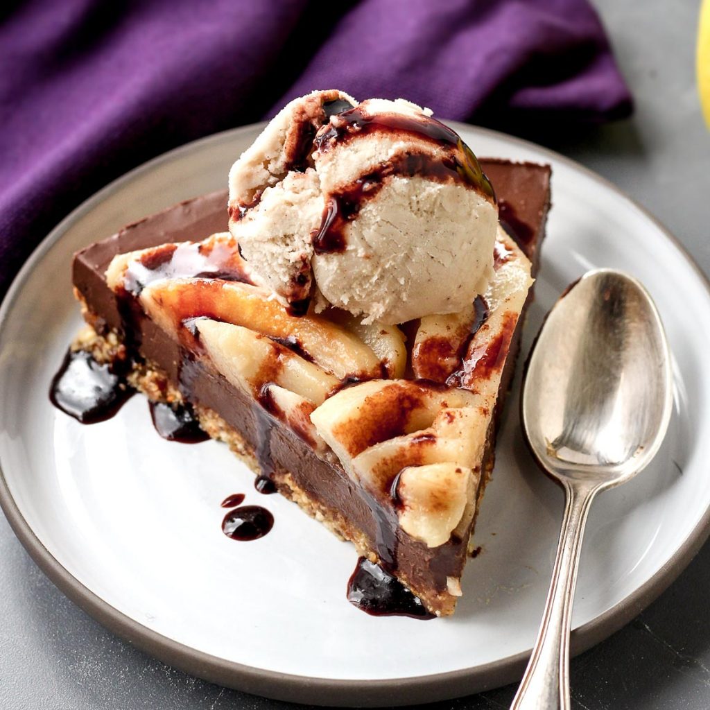 Vegan No-Bake Chocolate Pear Tart