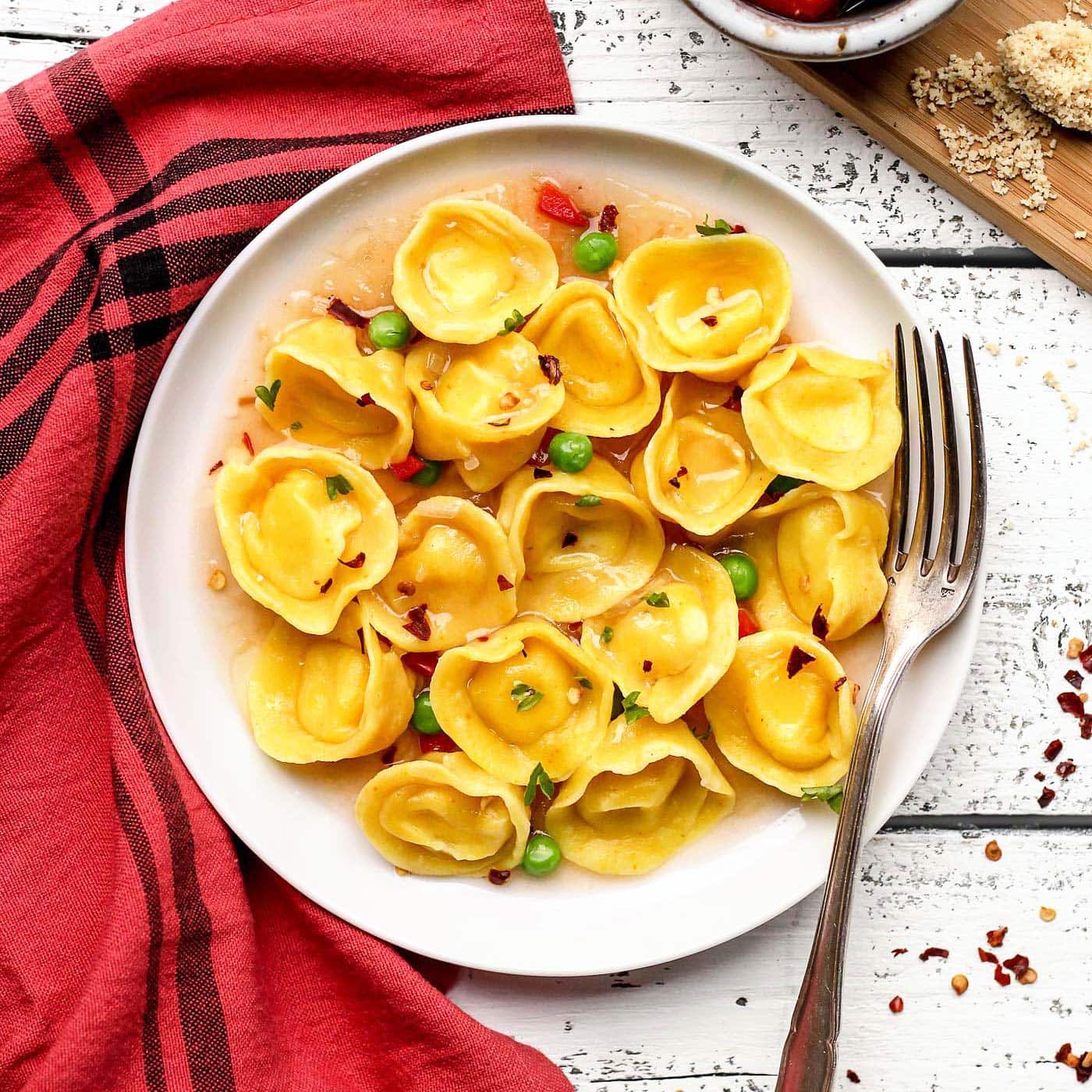 Vegan Cheese & Basil Tortellini - Full of Plants