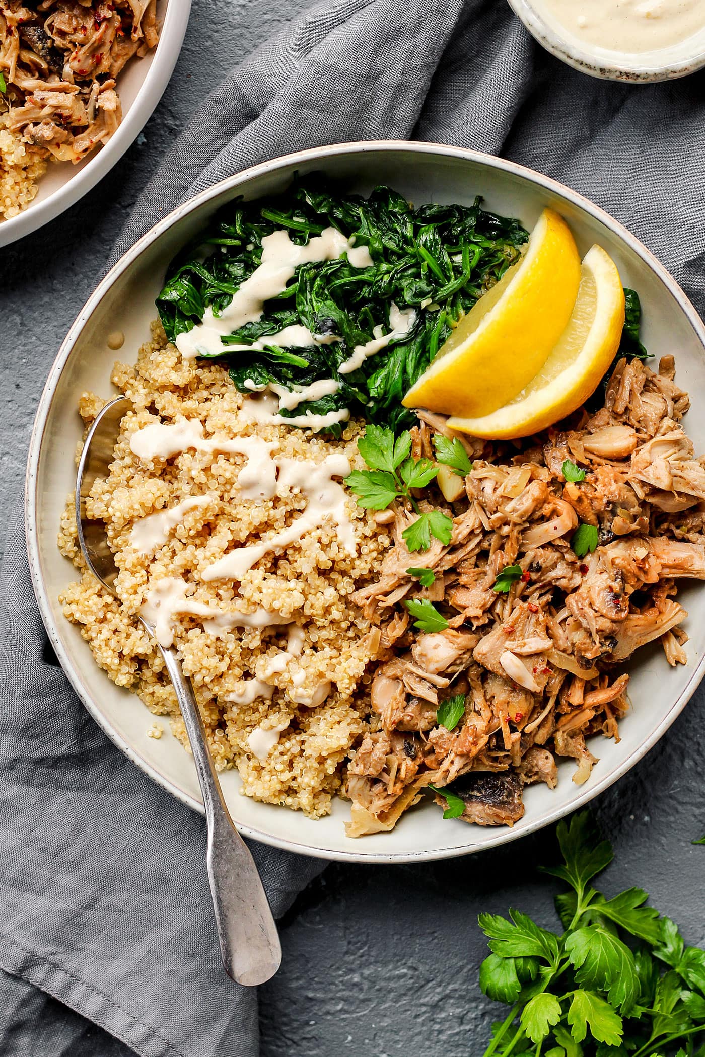 Easy Jackfruit Chicken Quinoa Bowls