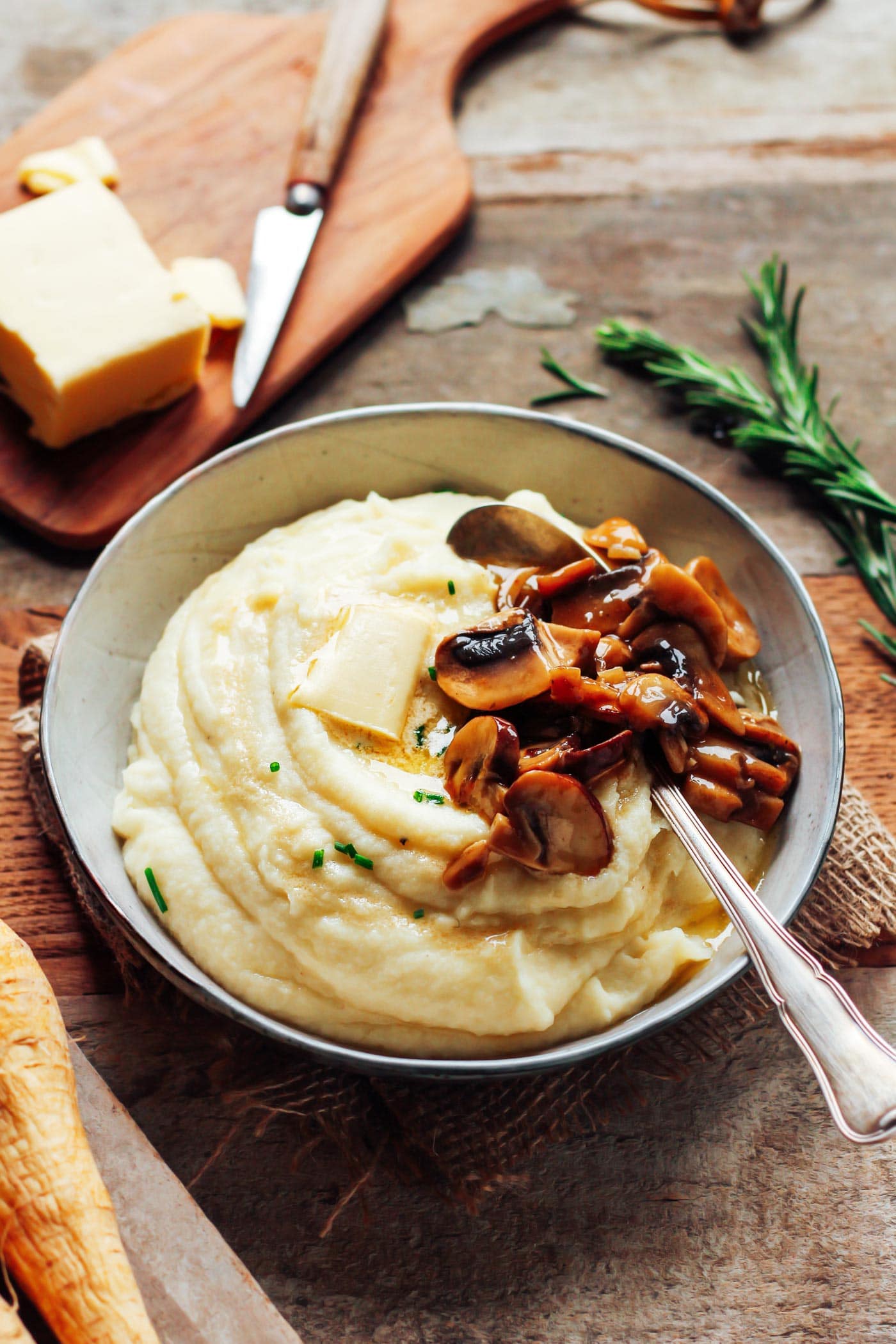 Mashed Cauliflower & Parsnips with Garlic Butter Mushrooms