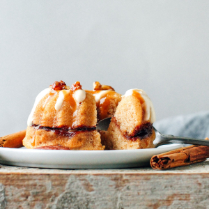 Mini Cinnamon Swirl Bundt Cakes