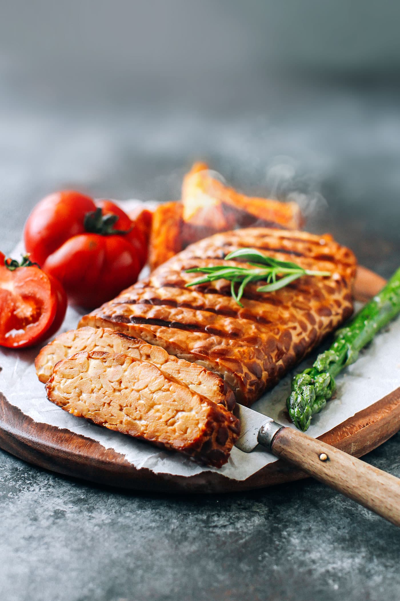 Smoked & Grilled Tempeh (Tempeh Bacon!)