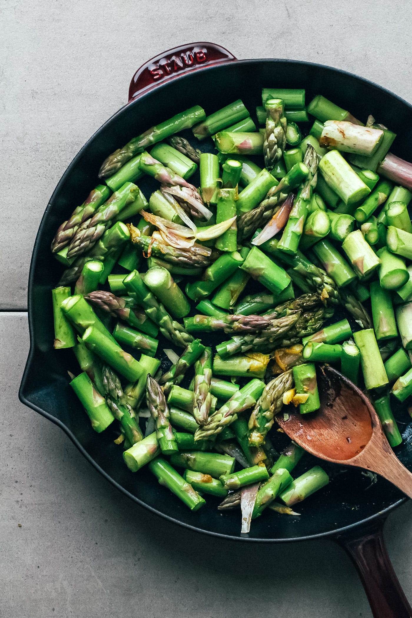 Easy Green Curry Asparagus Soup