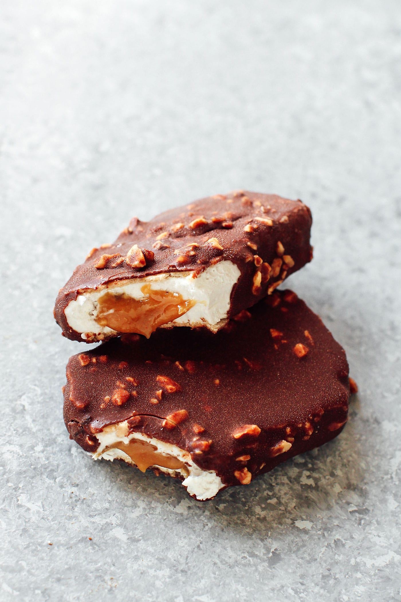 Salted Caramel & Vanilla Mylk Chocolate Bars