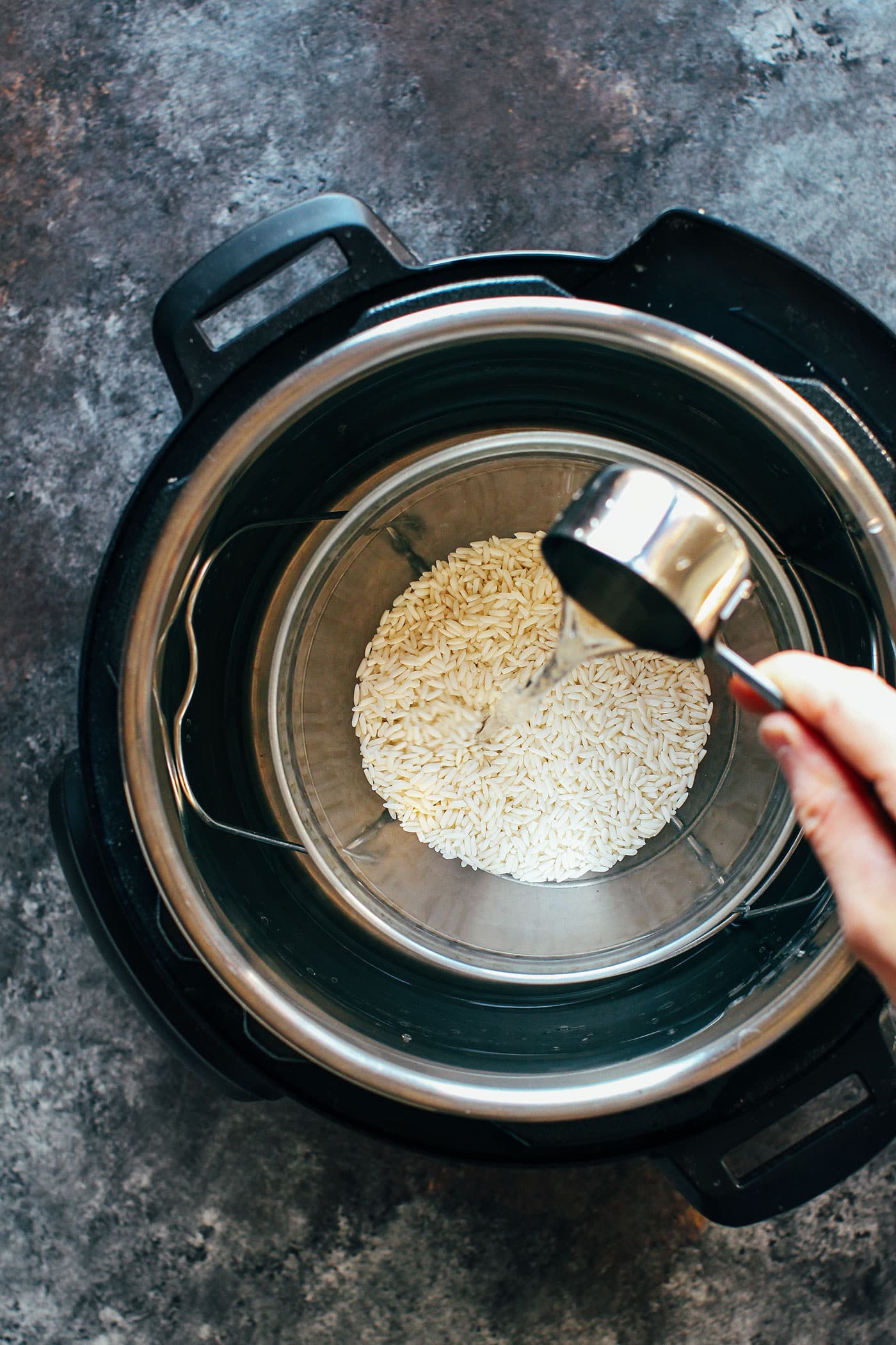 Instant Pot Sticky Rice with Green Curry Sauce