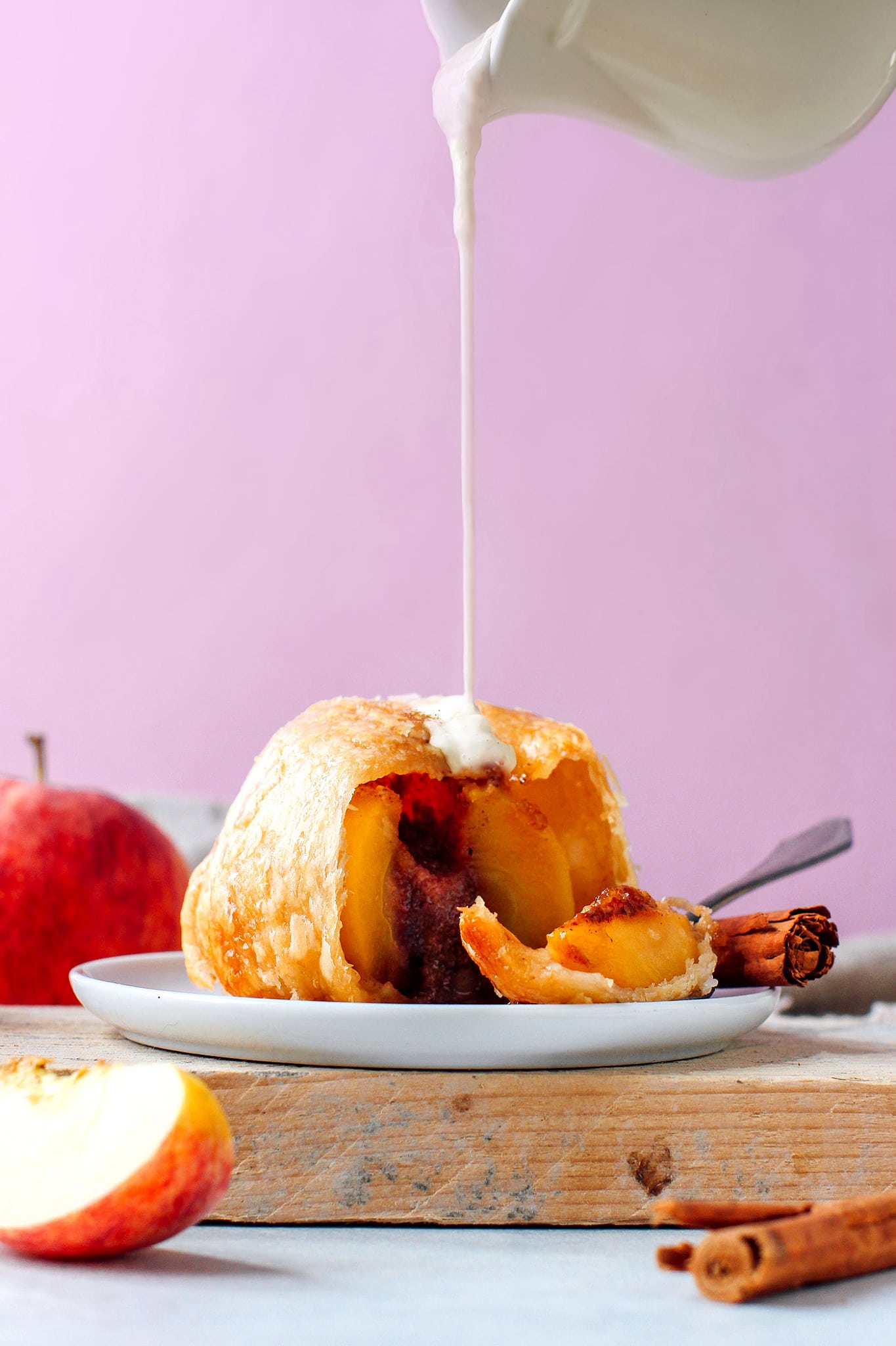 Dutch Apple Dumplings (Appelbollen)