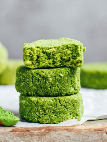 5-Ingredient Chewy Matcha Coconut Cookies