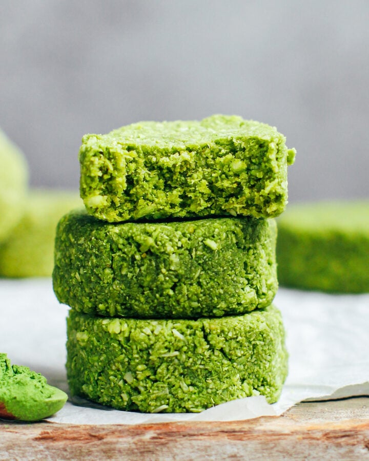 5-Ingredient Chewy Matcha Coconut Cookies