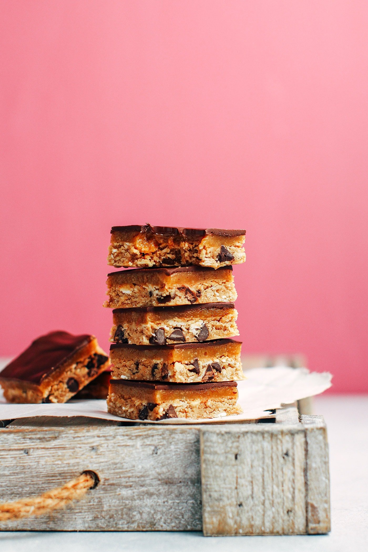 Oatmeal Chocolate Chip Caramel Protein Bars