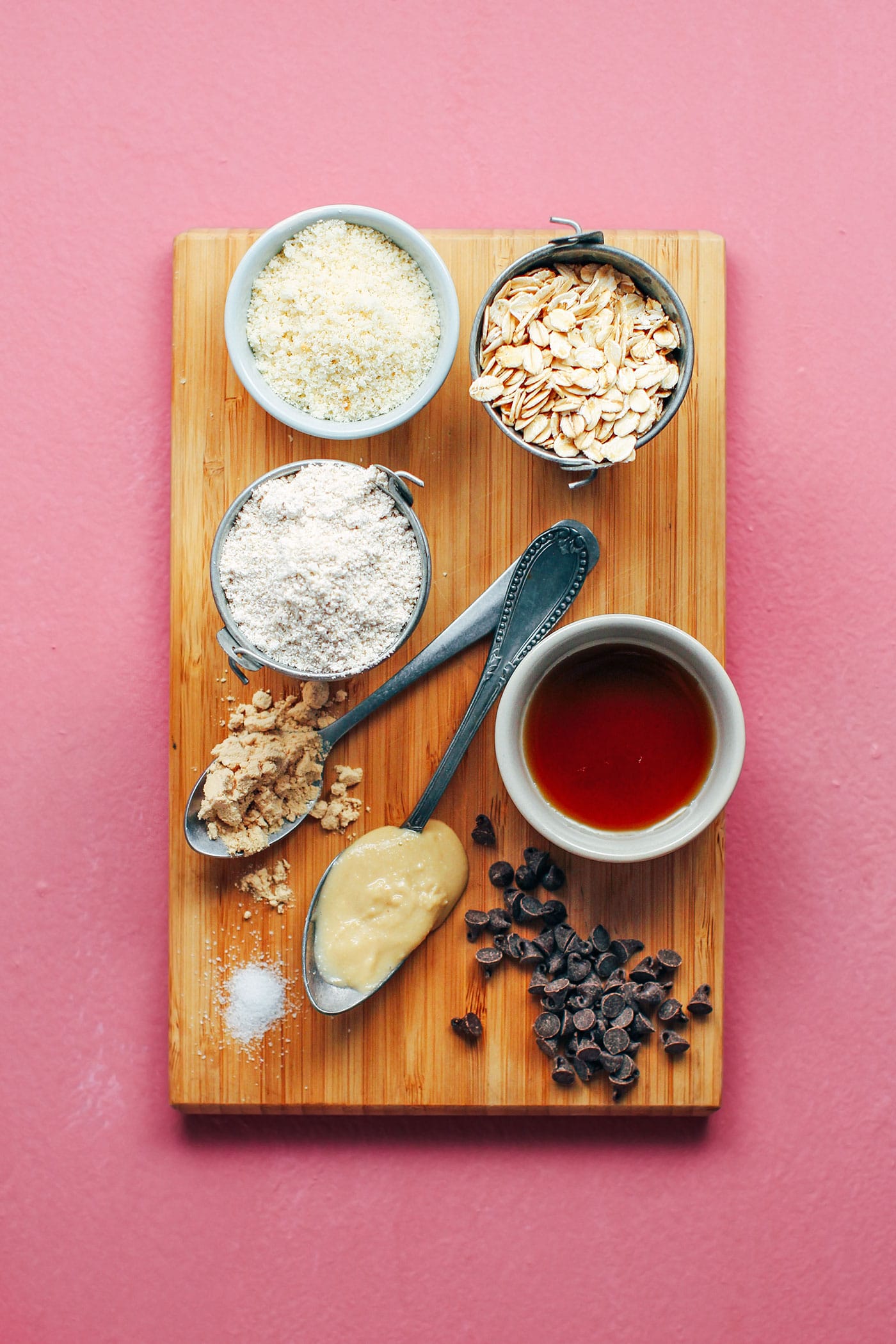 Oatmeal Chocolate Chip Caramel Protein Bars