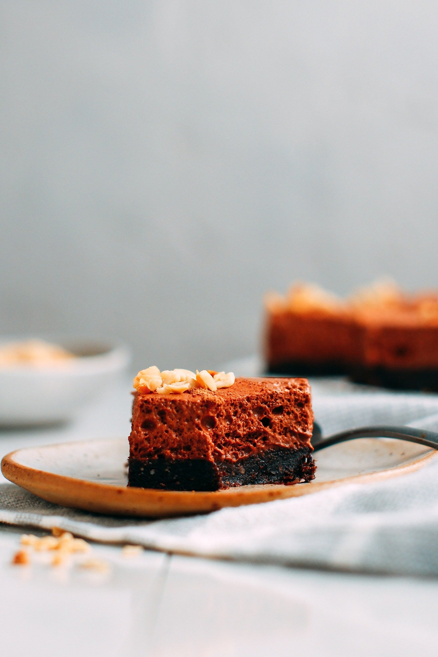 No-Bake Vegan Chocolate Mousse Brownies