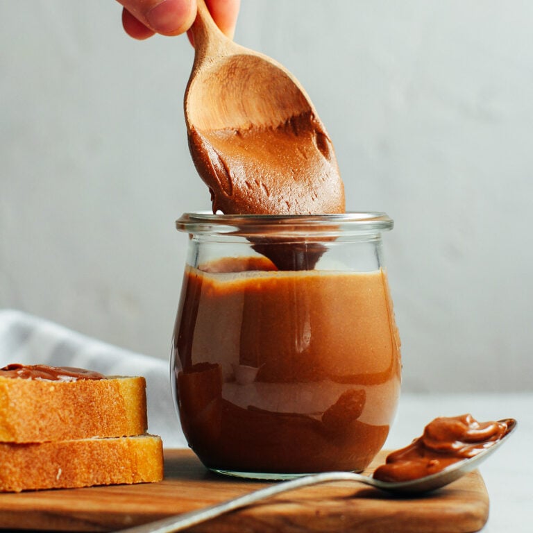 Smooth Vanilla Chocolate Spread