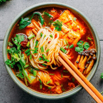 Vegan Kimchi Noodle Soup