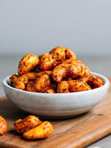 Easy Curried Roasted Cashews