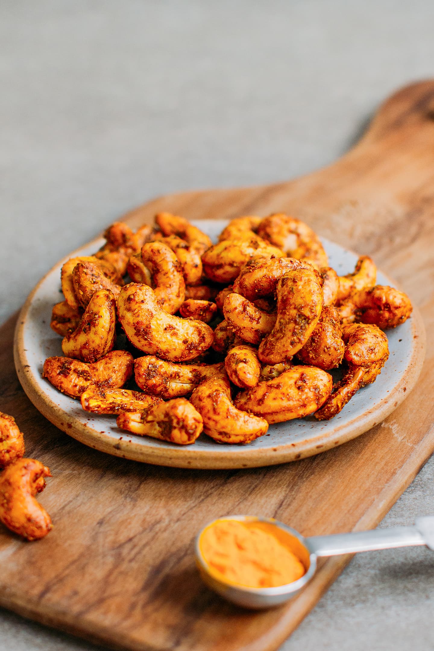 Easy Curried Roasted Cashews