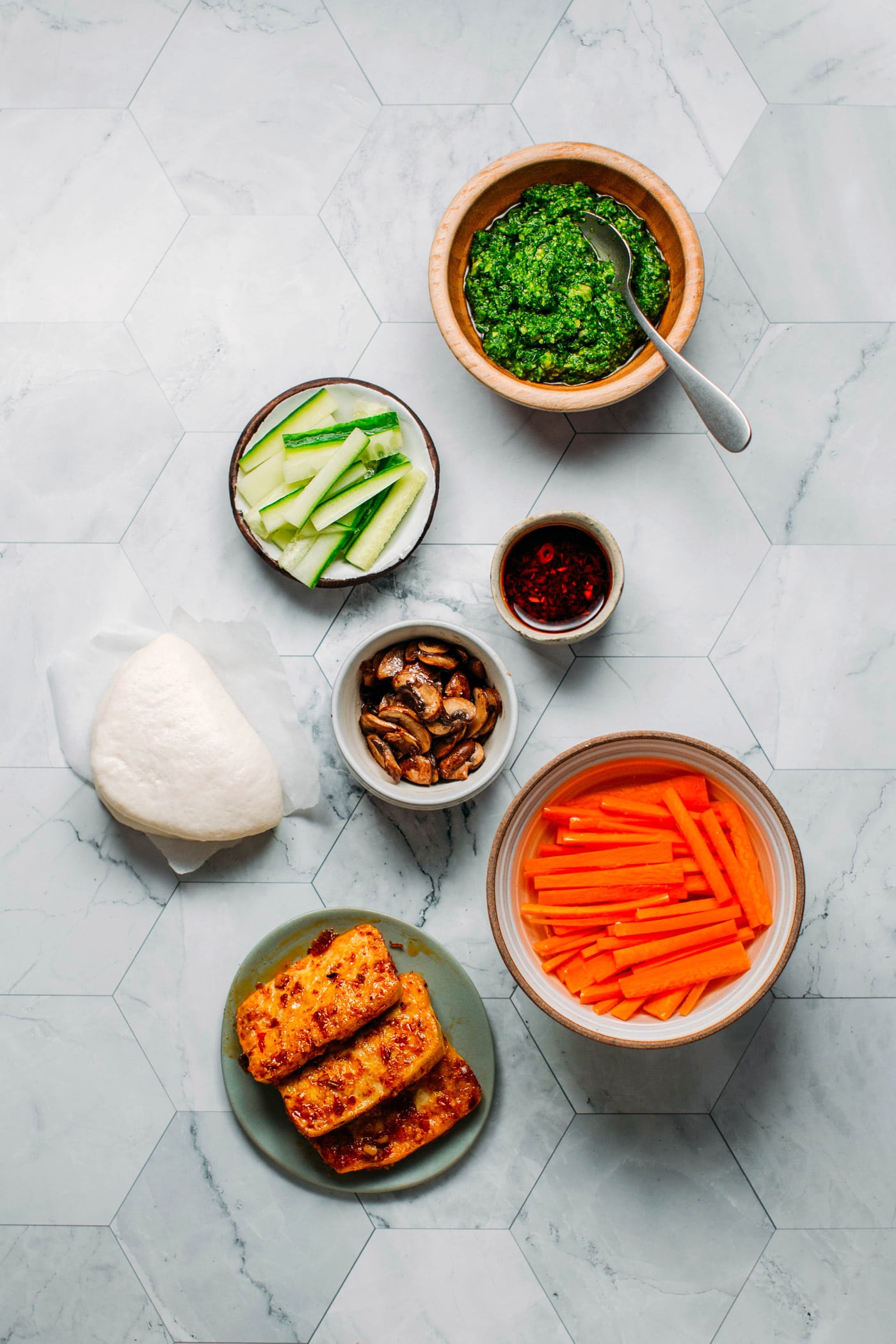 Sate Tofu Bao with Kale Pesto