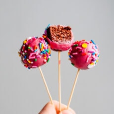 Strawberry Birthday Cake Pops (No-bake!)