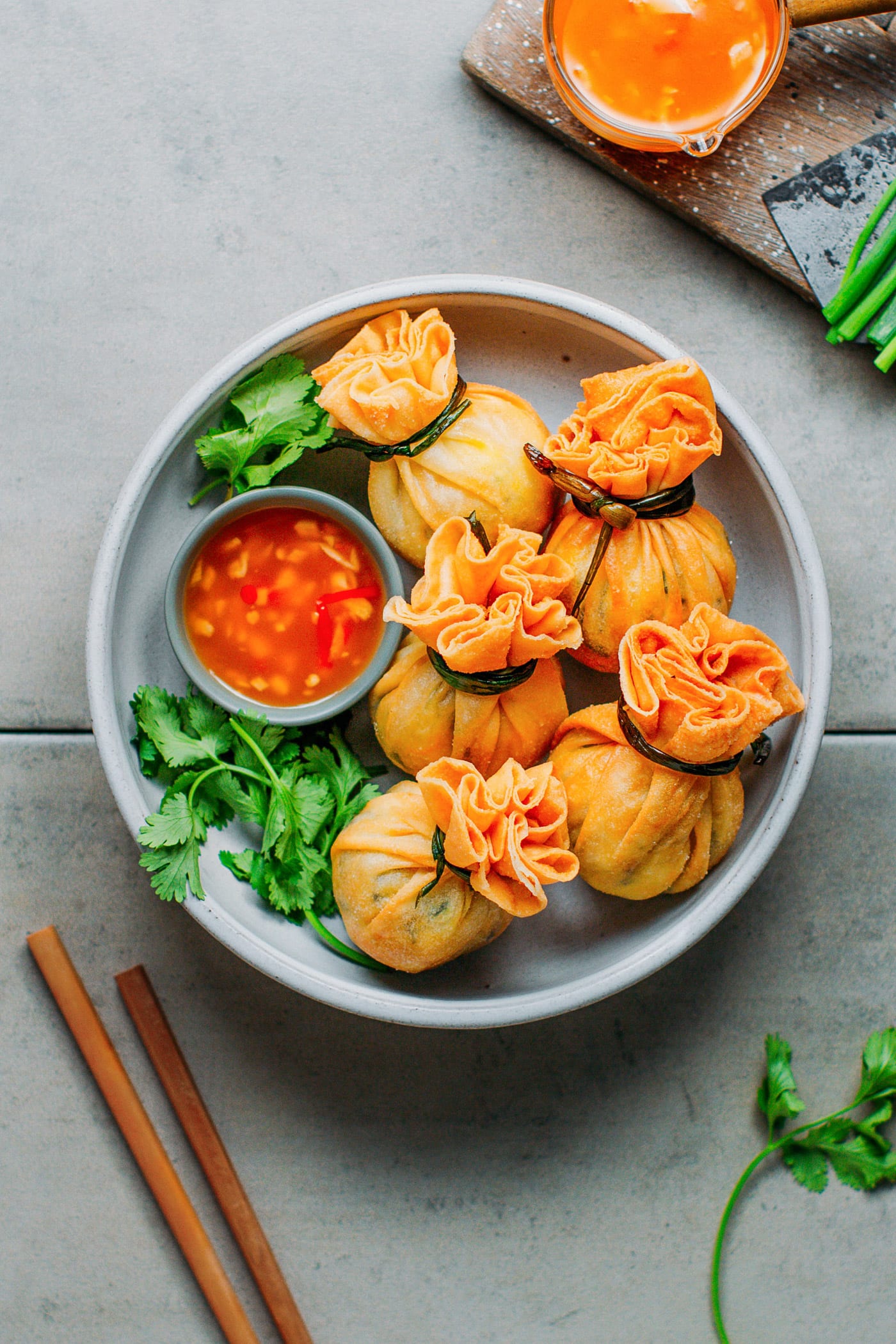 Tofu Wontons with Spicy Sour Sauce