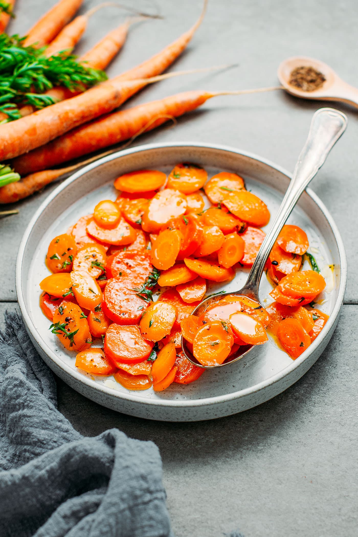 Easy Glazed Carrots (Carrots Vichy) - Full of Plants