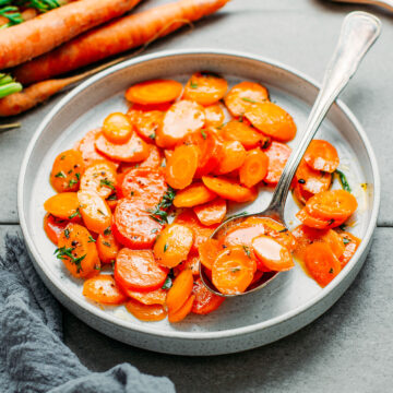 Easy Glazed Carrots (Carrots Vichy) - Full of Plants