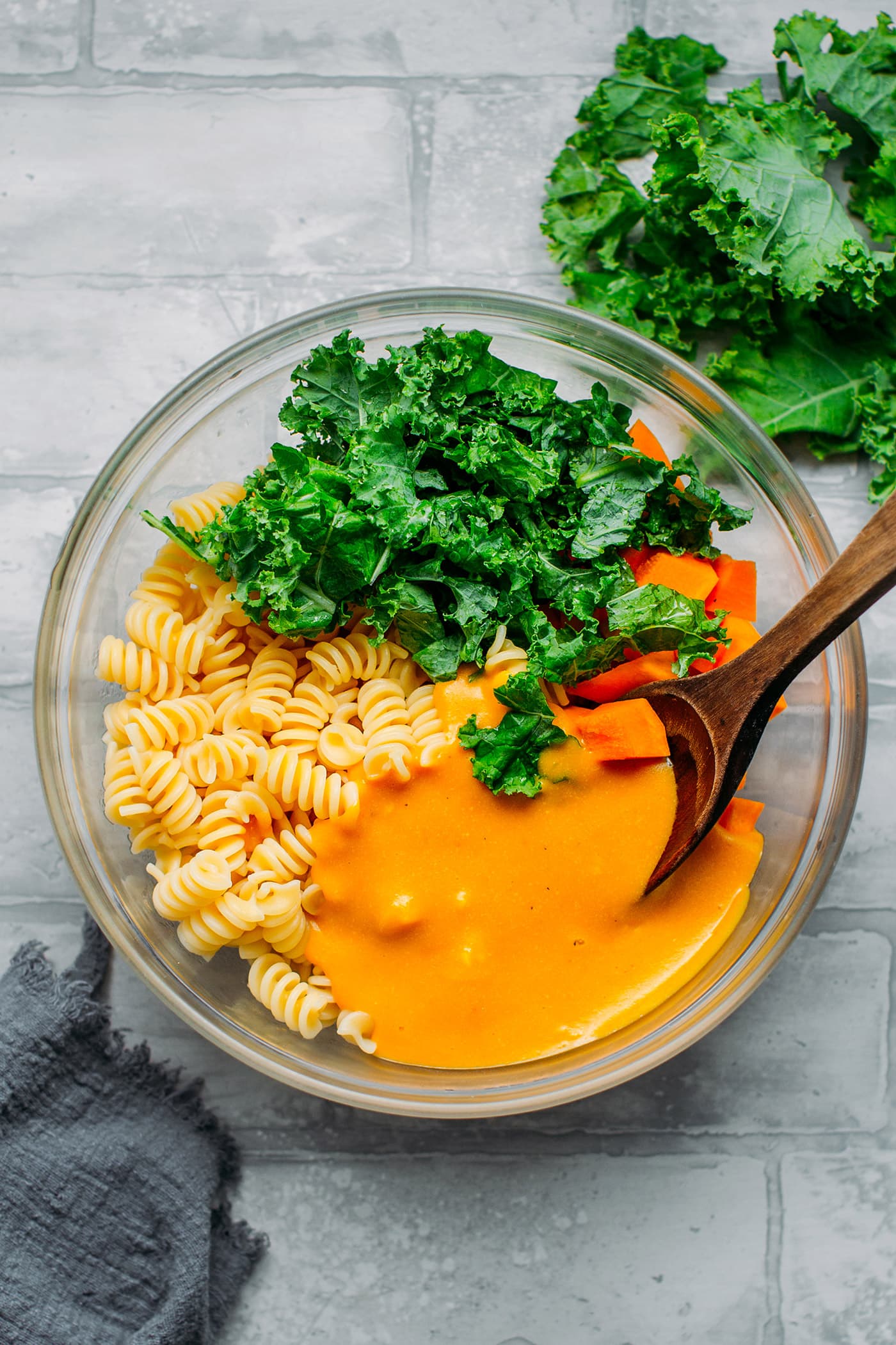 Cheesy Pumpkin & Kale Pasta Bake