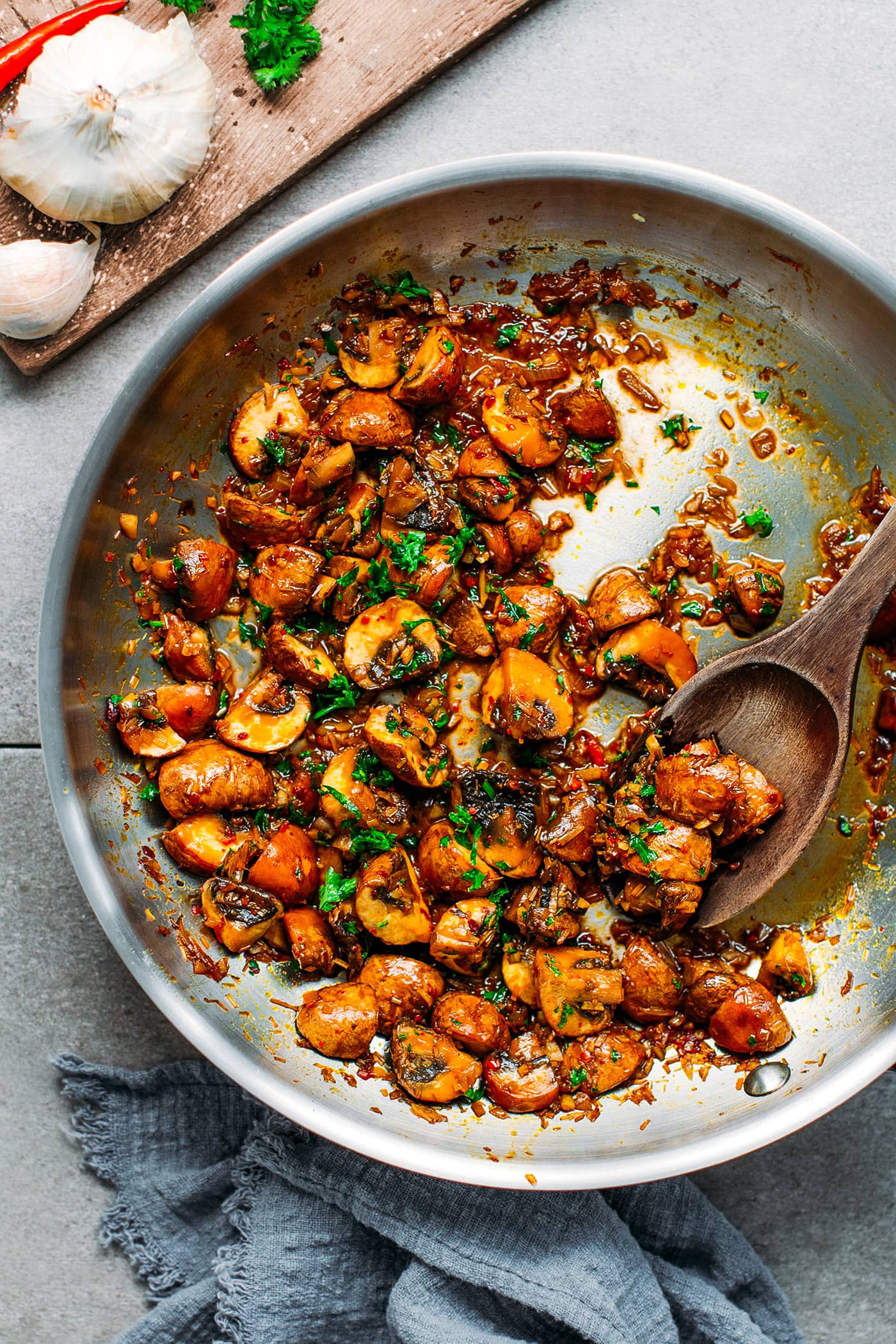 Easy Saté Sautéed Mushrooms