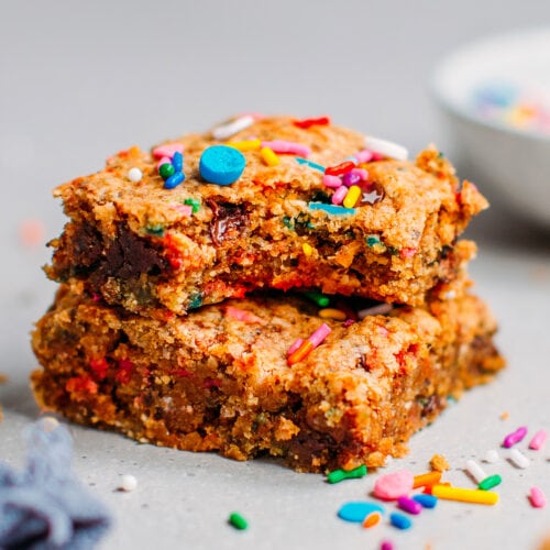 Birthday Cake Protein Blondies (Vegan / Gluten-Free) - Full of Plants