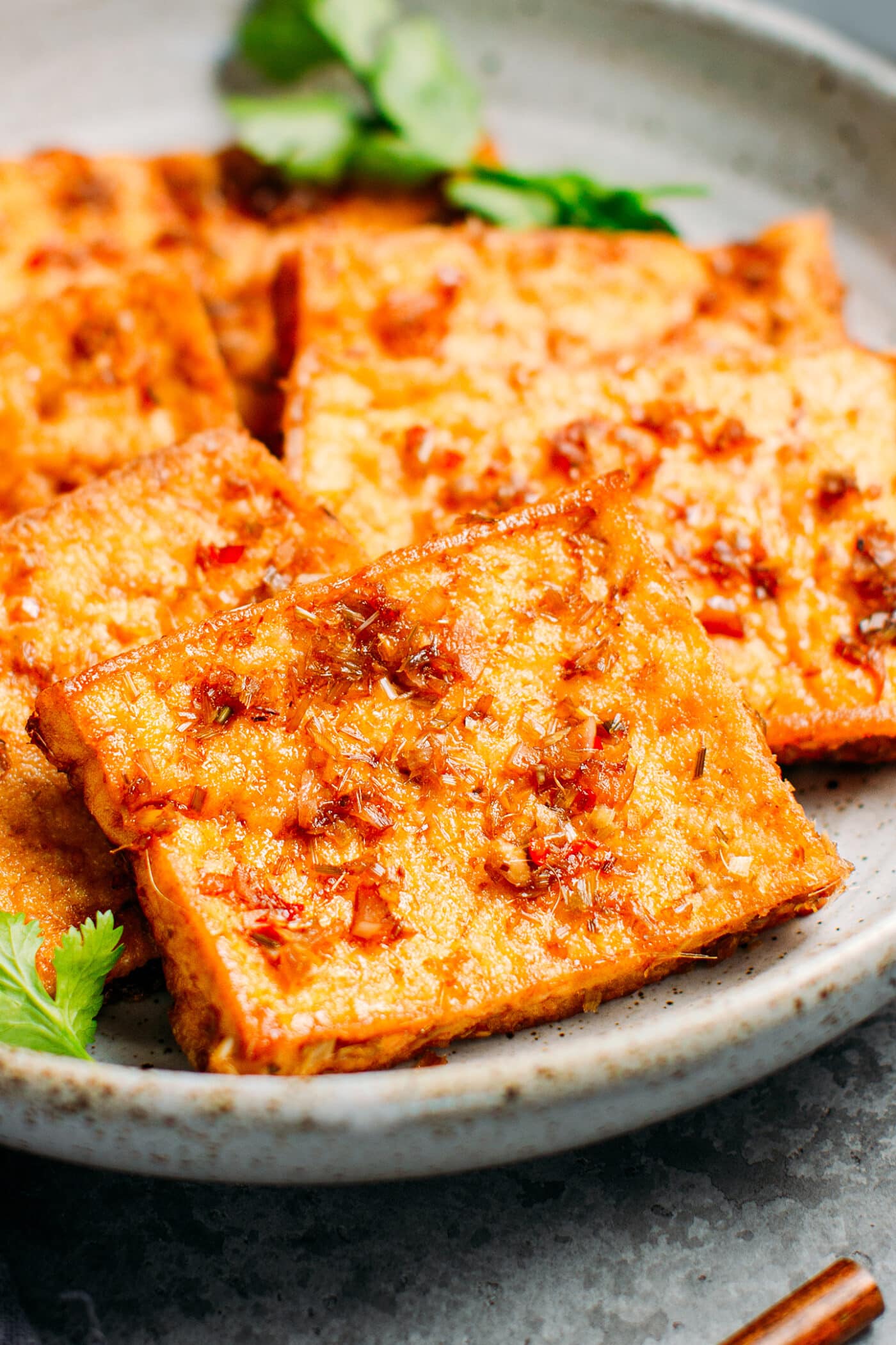 Close up of lemongrass tofu with chili and garlic.