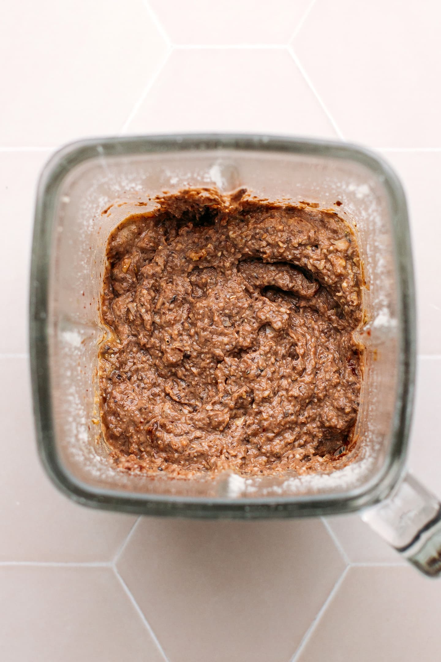 Vegan paté in a blender.