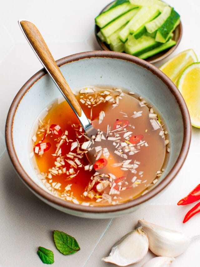 Vietnamese Dipping Sauce (Nước Chấm)