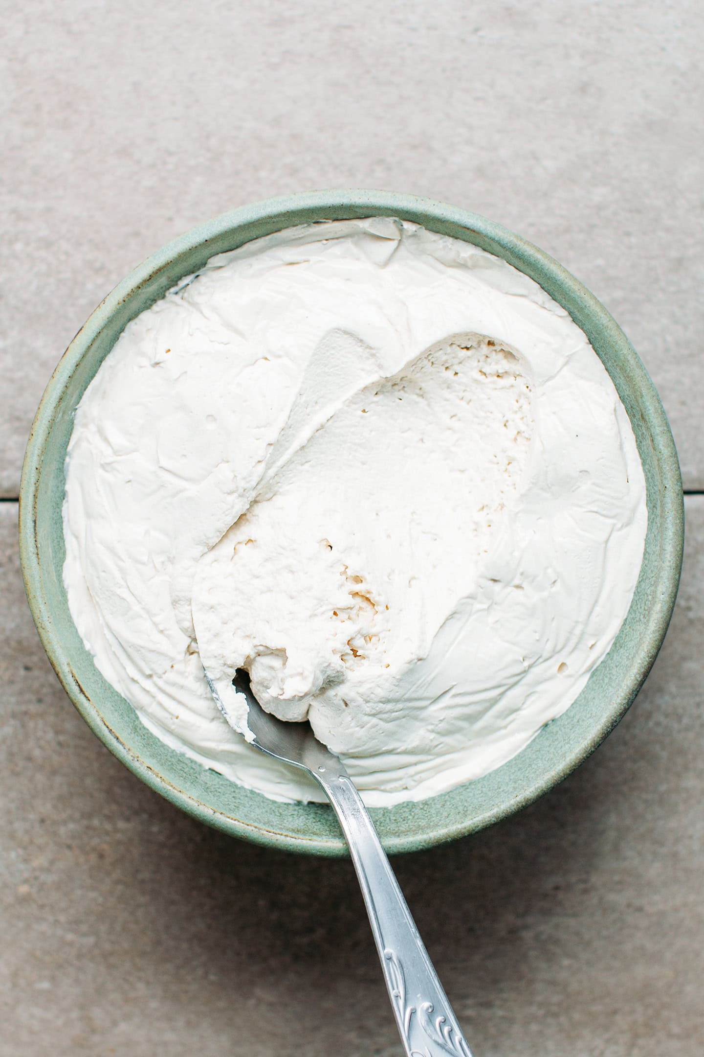 Cashew cream cheese in a bowl.