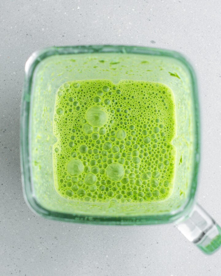 Blended coconut milk with pandan leaves.
