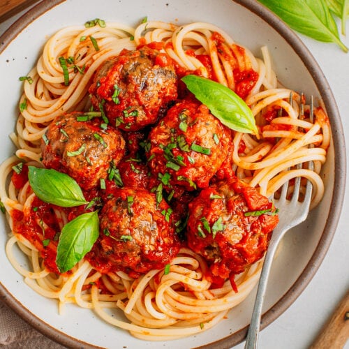 vegan-spaghetti-meatballs-with
