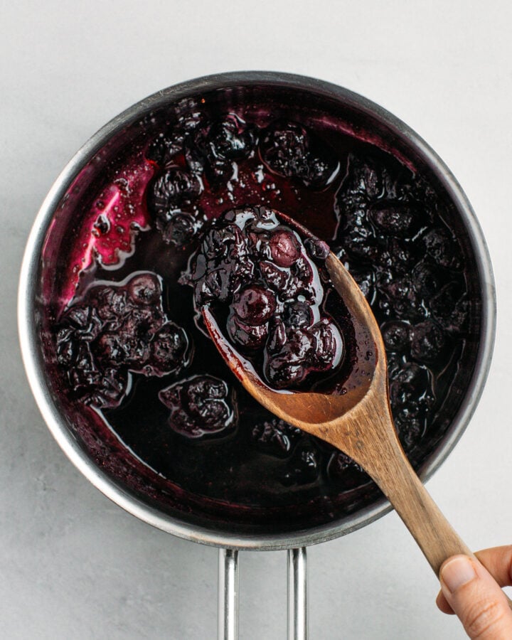Blueberry compote in a saucepan.