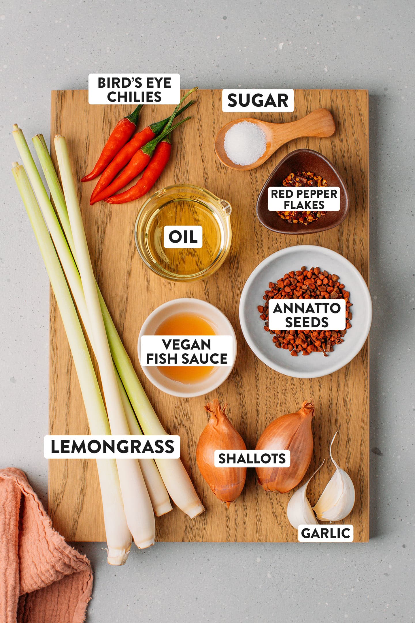 Ingredients like lemongrass, chilies, oil, and garlic.